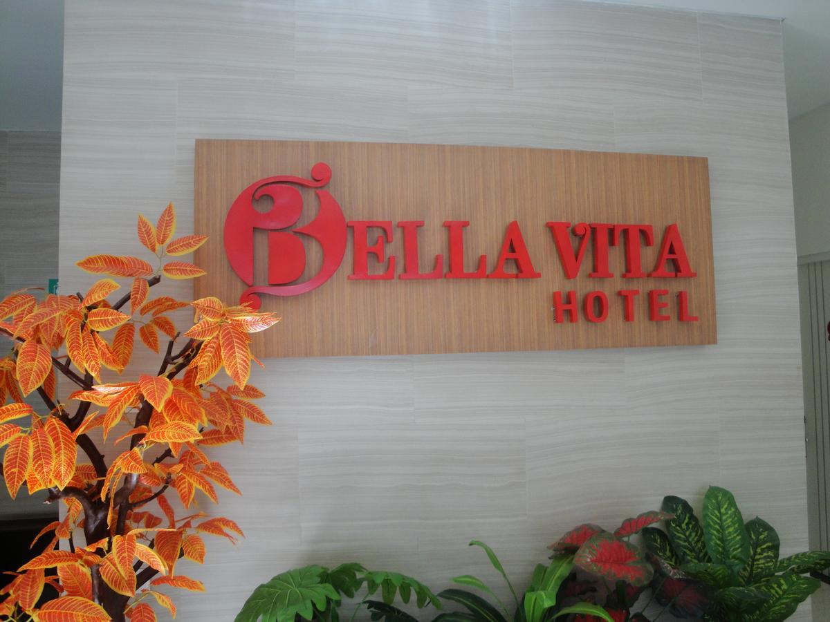 Bella Vita Hotel Купанг Экстерьер фото