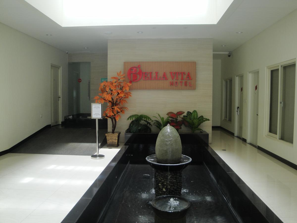Bella Vita Hotel Купанг Экстерьер фото