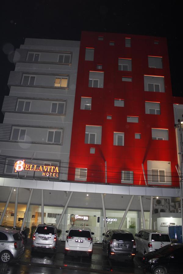 Bella Vita Hotel Купанг Экстерьер фото